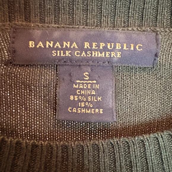 Banana Republic Silk-Cashmere Crewneck Sweater – Dark Green (Men’s S) - Picture 3 of 5
